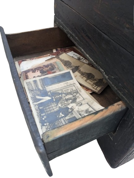 1900 SEYYAR SOKAK SİNEMASI KUTUSU PARA ATINCA SURELİ GOSTERİM VE MUZİKLİ LATERNALI KUTU TAM MUZELİK URUNDUR