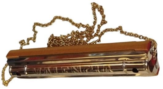 1950 VALENCİA HARMONIKA AHSAP METAL MIZIKA MARKASI UZERİNE KALEM İSİ İLE İSLENMİS