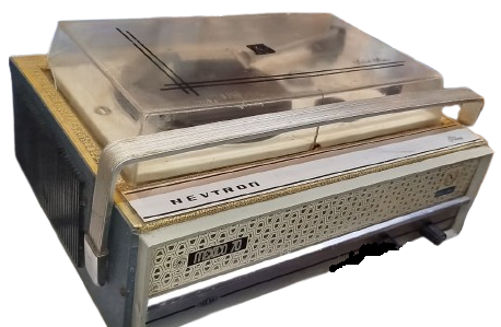 NEVTRON MEXİCO 70  SOLİD STADE CANTA PİLLİ CERYANLI PİKAP UST KAPAK ARKA KISMI CATLAKDIR