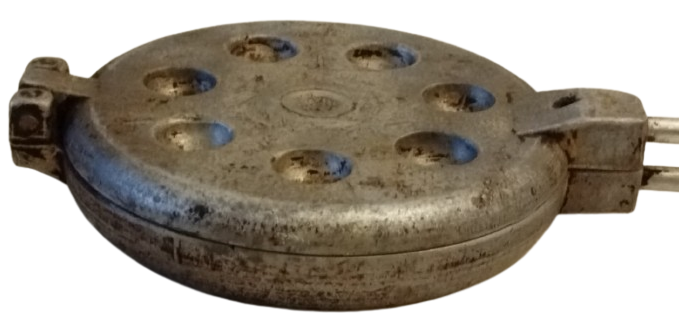 1960  OCAK ÜSTÜ VEYA BİREBİR KOZ FIRIN MANGAL  ATEŞ ÜZERİNDE KURABİYE YAPMA KALIBI