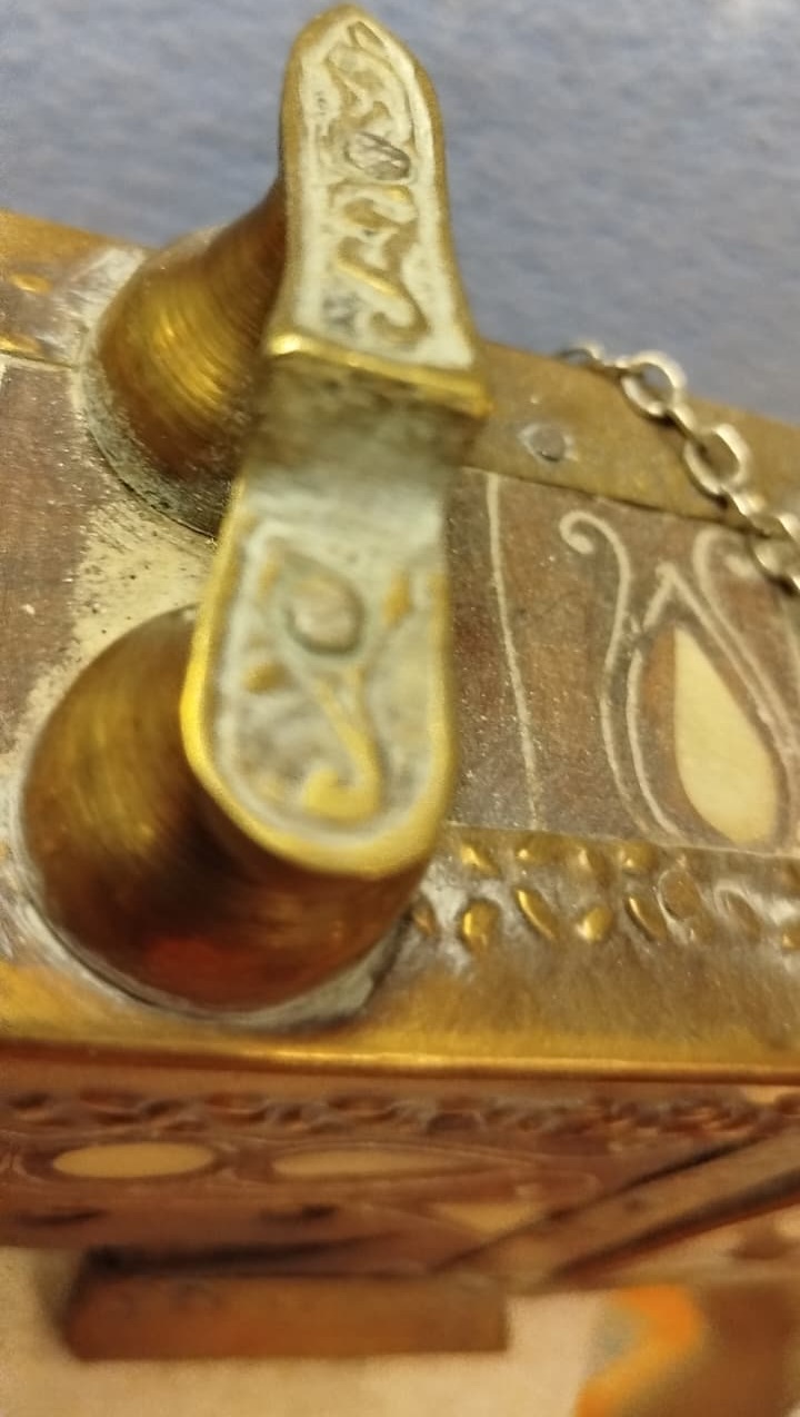 SEDEFLİ AHSAP AYAKKABI BOYA SANDIĞI 12 ŞİŞELİ MİNYATÜR  FORM TAM KOLEKSİYONLUK