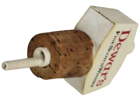 DEWARS WHITE LABEL VİSKİ SİSE AGZI VEYA BENZERİ STANDART VİSKİ VEYA ALKOLLÜ İÇECEK ŞİŞELERİNİN AĞZINA TAKILIR.