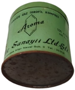 1960 AROMA İLAÇ SANAYİİ LTD. ŞTİ. MARKALI STERİLİZE GAZ İDROFİL KOMPRES  TENEKE KAPAKLI KUTU