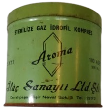1960 AROMA İLAÇ SANAYİİ LTD. ŞTİ. MARKALI STERİLİZE GAZ İDROFİL KOMPRES  TENEKE KAPAKLI KUTU
