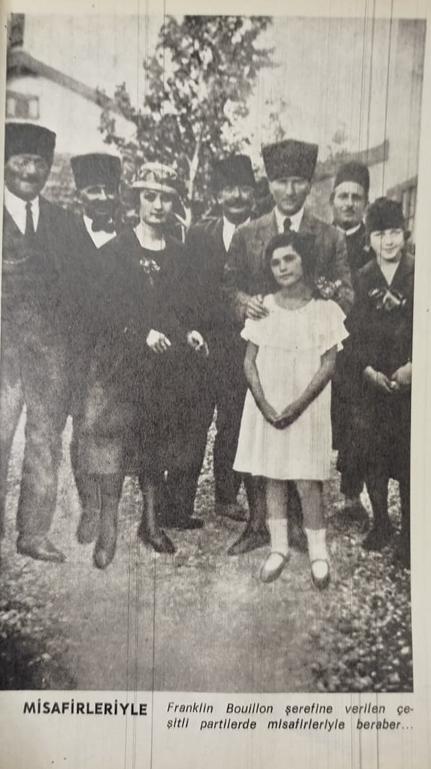 FOTOĞRAFLARLA ATATÜRK FOTOĞRAFLARLA İSTİKLAL SAVAŞI KAHRAMANLARI ALBÜMÜ HAYAT DERGİSİ