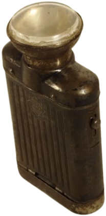 1940 CROATIA  TİTO DÖNEMİ OLAN METAL MERCEKLİ HIRVATİSTAN'DAURETİLEN   EL FENERİ