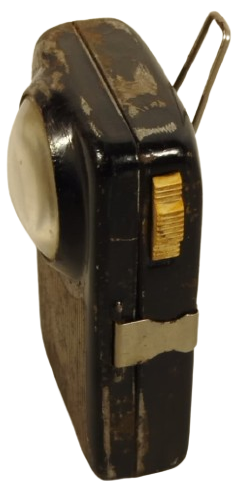 METAL YASSI PİL İLE CALISAN MERCEK CAMLI EL FENERİ