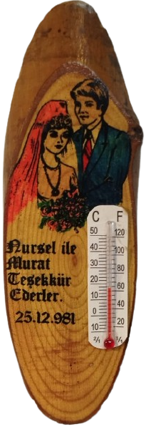 1980 NİKAH HATIRASI AHSAP TERMOMETRE EV İCİ SICAKLIK SOGUKLUK OLCER DERECE CAM CUBUK İCERSİNDE KIRMIZI CIVA