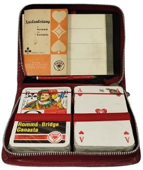 KENDİ CANTASINDA KALEM DEFTER 2 DESTE ACILMAMIS İSKANBİL KART BRIC OYUNU TARİFİ ALMAN MALI