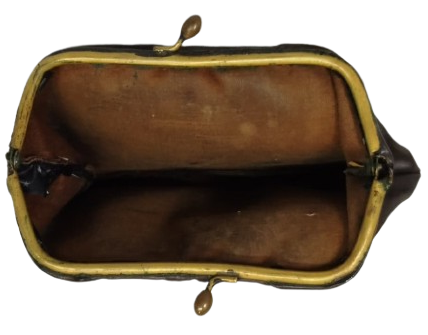 1930 BAYAN DERİ PARA CANTASI ZAMANSIZ BİR KLASİK RUHUNU TAŞIYAN ANTİKA BAYAN DERİ EL ÇANTASI