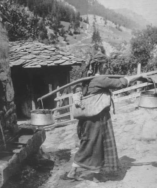 NADİR OSMANLI DÖNEMİ TEK PARÇA MASİF AHŞAP EL OYMA GELİN TAŞIMA ASKI TAHTASI SU/SÜT/AZIK TAHTASI