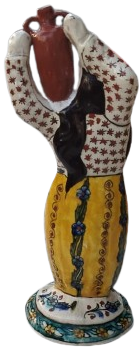 1950 ANADOLUDA OMUZUNDA SU TASIYAN YORESEL KIYAFETLİ KOYLU KADINI ERMENİ USTA  HACI MİNYAS İSİ