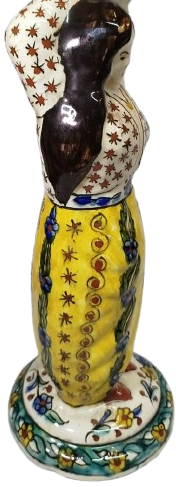 1950 ANADOLUDA OMUZUNDA SU TASIYAN YORESEL KIYAFETLİ KOYLU KADINI ERMENİ USTA  HACI MİNYAS İSİ