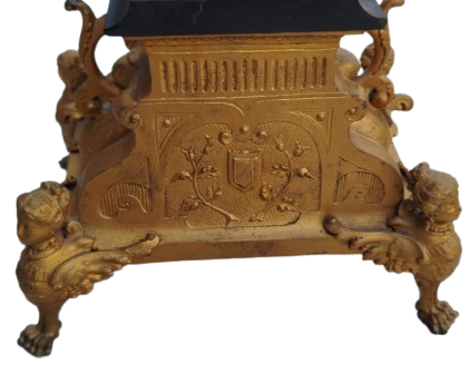 BÜYÜK BOY FRANSIZ GARNITURE SETİ: MERMER KAİDELİ ARP ÇALAN KIZ TEMALI MÜZİKAL ŞÖMİNE SAATİ VE İKİ ADET ŞAMDAN