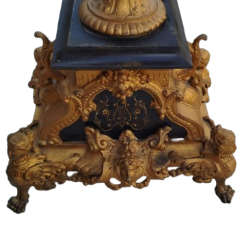 BÜYÜK BOY FRANSIZ GARNITURE SETİ: MERMER KAİDELİ ARP ÇALAN KIZ TEMALI MÜZİKAL ŞÖMİNE SAATİ VE İKİ ADET ŞAMDAN