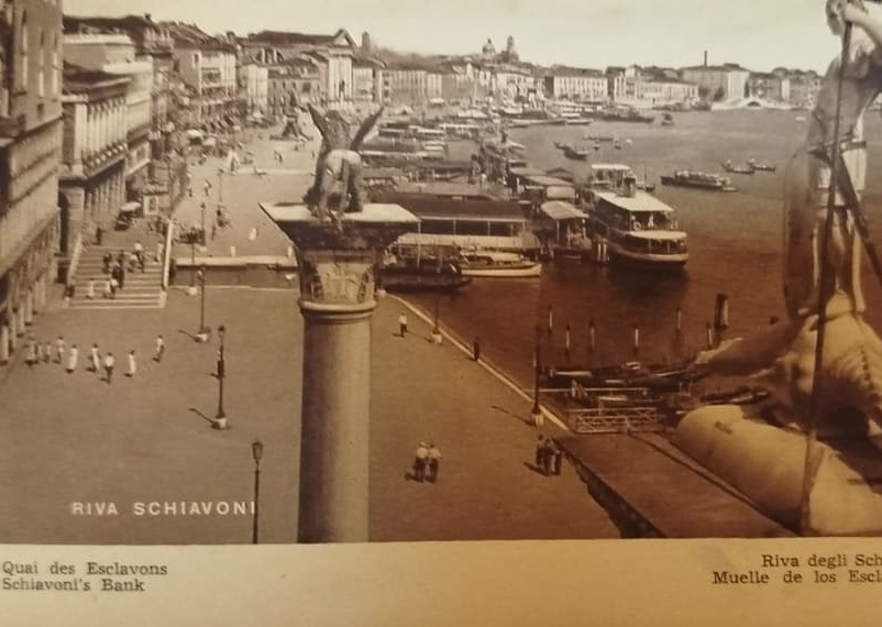 İTALİA  ARTİSTİCA E  PİTTORESCA 200 TAVOLE DELLE İTALYA’NIN BÜYÜLEYİCİ TARİHİNE VE EŞSİZ MANZARALARINA YOLCULUK 