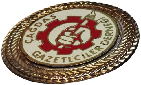 ÇAĞDAŞ GAZETECİLER DERNEĞİ (ÇGD) SICAK MİNE İŞÇİLİKLİ HATIRA MADALYASI YUVARLAK FORMDA