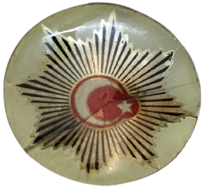 1950 TÜRK POLİS TEŞKİLATI'NA AİT ANTİKA RETRO DÖNEM BİR YAKA ROZETİ