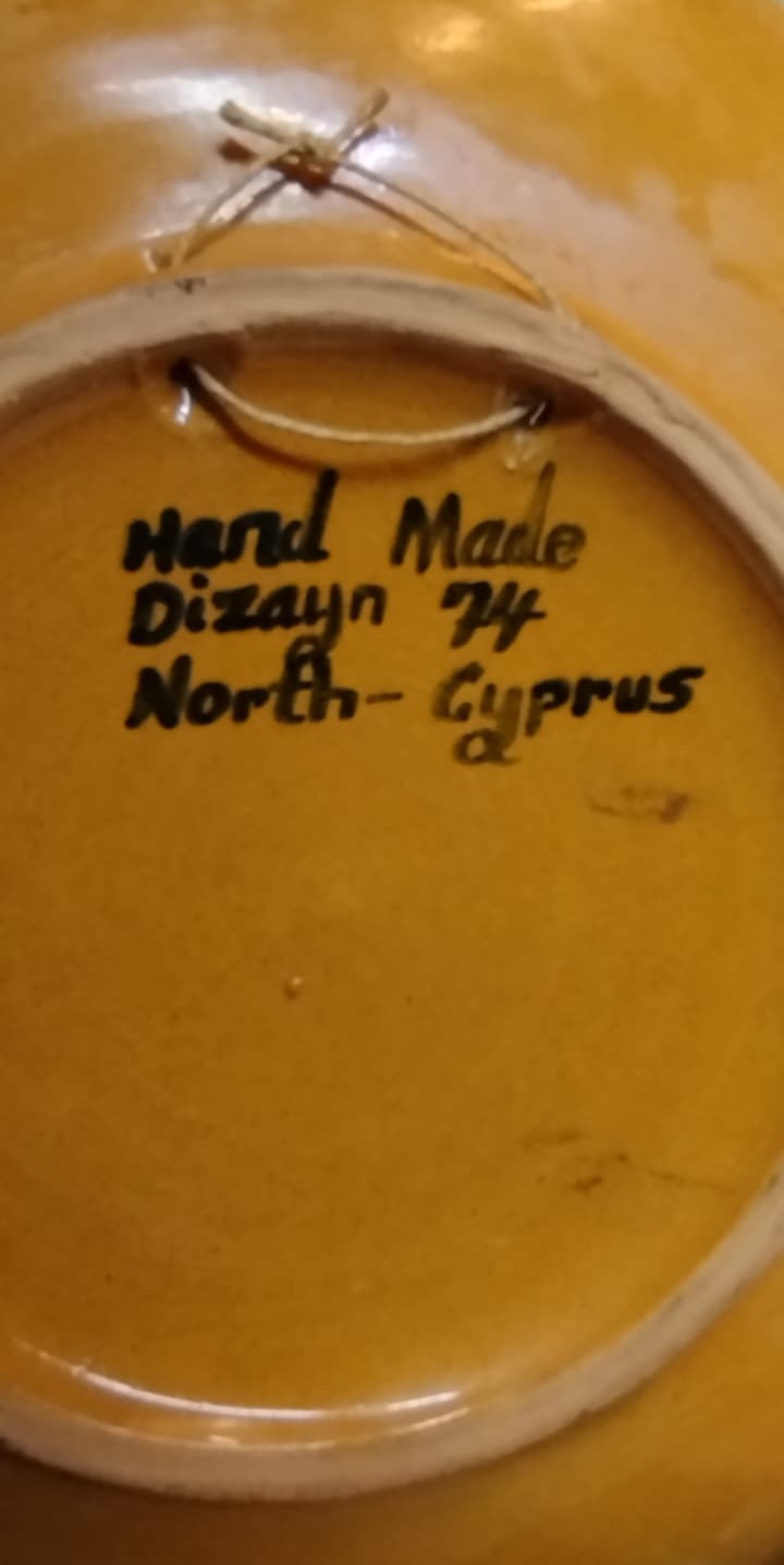 1989 KIBRIS 5. ULUSLARARASI TAEKWONDO ŞAMPİYONASI TABAĞI SERAMİK TAMAMEN EL CİZİM BOYAMA YAPIM