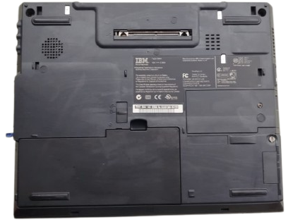 NOSTALJIK IBM THINKPAD 570 TYPE 2644 LAPTOP VE ULTRABASE DOCKING STATION 1999 ISKOCYA URETIMI KOLEKSIYONLUK OZEL SERI