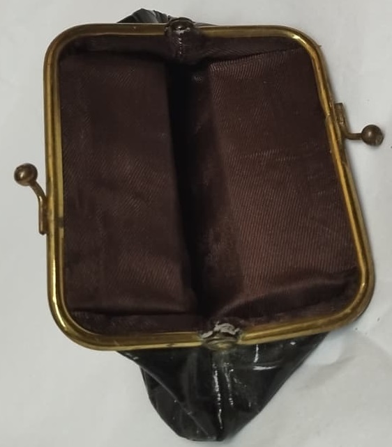 BAYAN BOZUK PARA VİNTAGE TASARIM TİMSAH DESENLİ SİYAH RENKDE BAYAN BOZUK PARA CÜZDANI