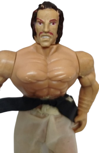 1970 KARETECİ SIYAH KUSAK DETAYI KARATE VEYA UZAK DOGU DOVUS SANATCISI KASLI YAPILI