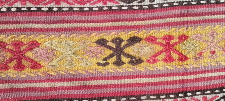 ANTİKA ANADOLU YORUK YORESİ EL DOKUMASI KÖK BOYALI TURK MOTİFLİ YÜN KİLİM