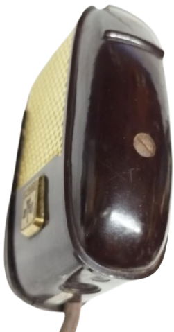 1950 ALMAN GRUNDIG MARKA  BAKALİT VE ALTIN SARISI METAL IZGARALI MİKROFON GRUNDIG İPEK KABLO MİKROFON