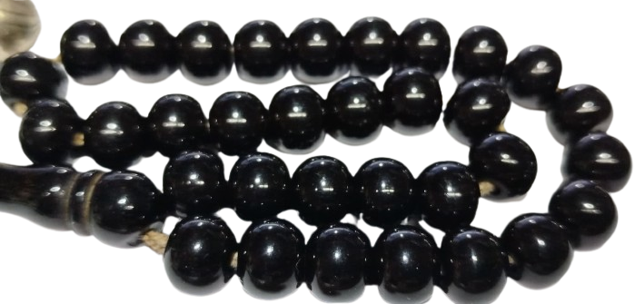 OSMANLI DÖNEMİ USTA İŞİ NADİR GÜMÜŞ PÜSKÜLLÜ ÖZEL KESİM KOYU SİYAH ERZURUM OLTU TAŞI 33 LÜ TESBİH