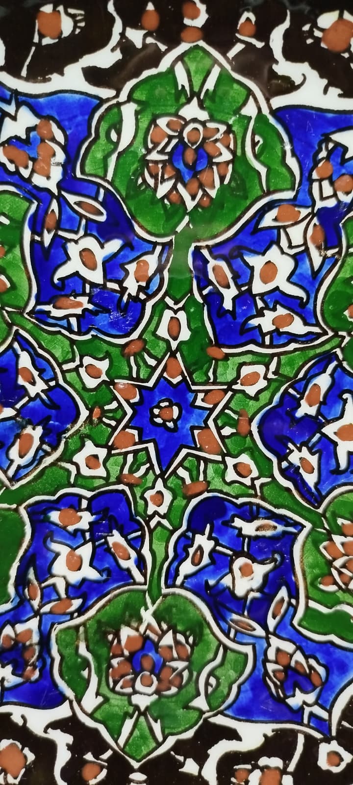 1950 EL İŞÇİLİĞİ İLE ÜRETİLMİŞ OSMANLI MOTİFLİ DEKORATİF SERAMİK İZNİK TASARIM DUVAR TABAĞI