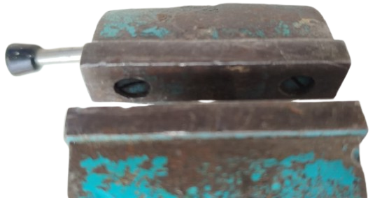 1960 ANTİKA CELİK  DÖNER TABLALI VE MASA TİPİ USTA MENGENE KOLEKSİYONLUK VE KULLANIMA UYGUNDUR