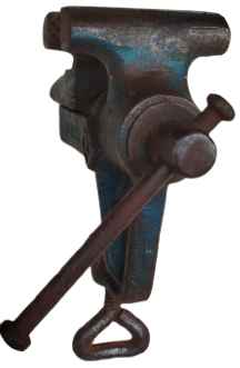 1970 ANTİKA KANCA MARKA NO 2 MAVİ RENK DEMİR DÖVME PORTATİF MASAÜSTÜ TEZGAH MENGENESİ