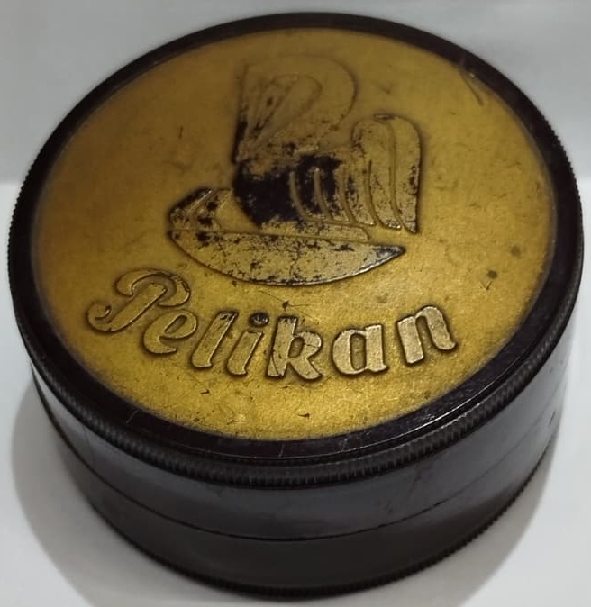 1930 ANTİKA PELIKAN GUNTHER WAGNER ALMAN YAPIMI NADİR KOLEKSİYONLUK METAL DAKTİLO ŞERİDİ KUTUSU KIRMIZI SİYAH CİFT RENK