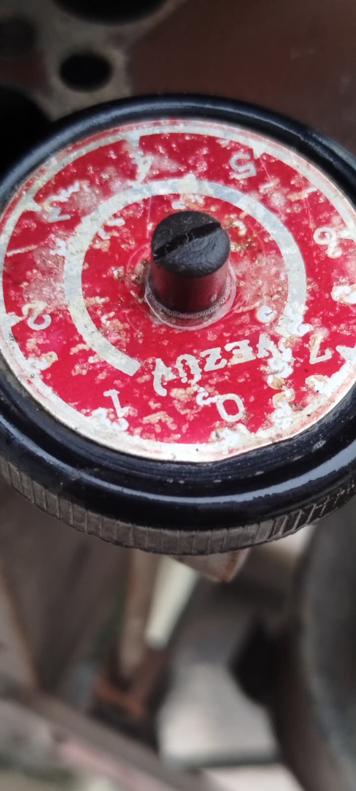 1970 EMAYE VEZÜV GAZ SOBA TİP 101 SERİ NUMARALI TÜRK MALI KAHVERENGİ SIRLI CALIŞAN ISITAN GAZ SOBASI