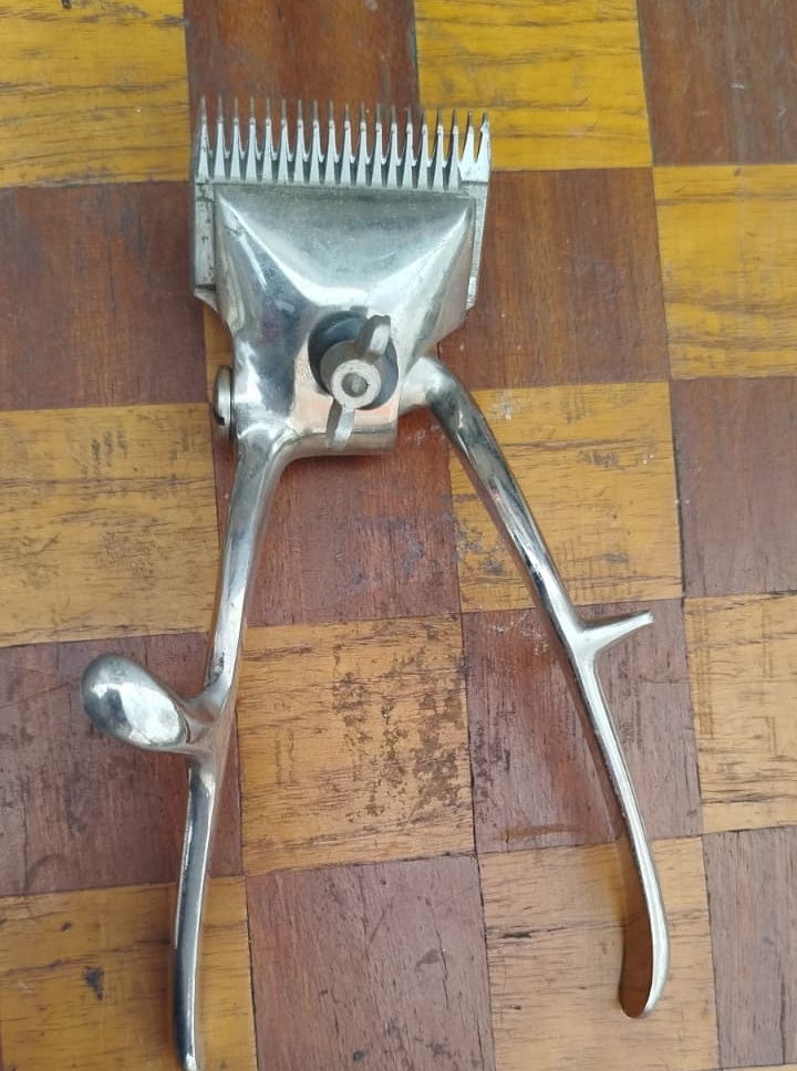 1940 ANTİKA MARKÜTERİ AHŞAP KAPAKLI KUTULU BENGALL USTURALI TAM TAKIM NOSTALJİK BERBER TRAŞ SETİ