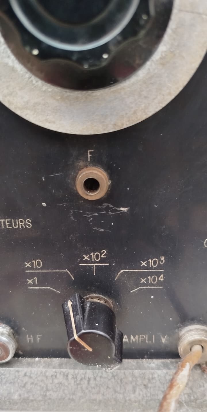 1950 VOBULOSCOPE MODELE 102 B AUDIOLA VINTAGE FRANSIZ LAMALI TEST CİHAZI ANTİKA SİNYAL ÜRETECİ