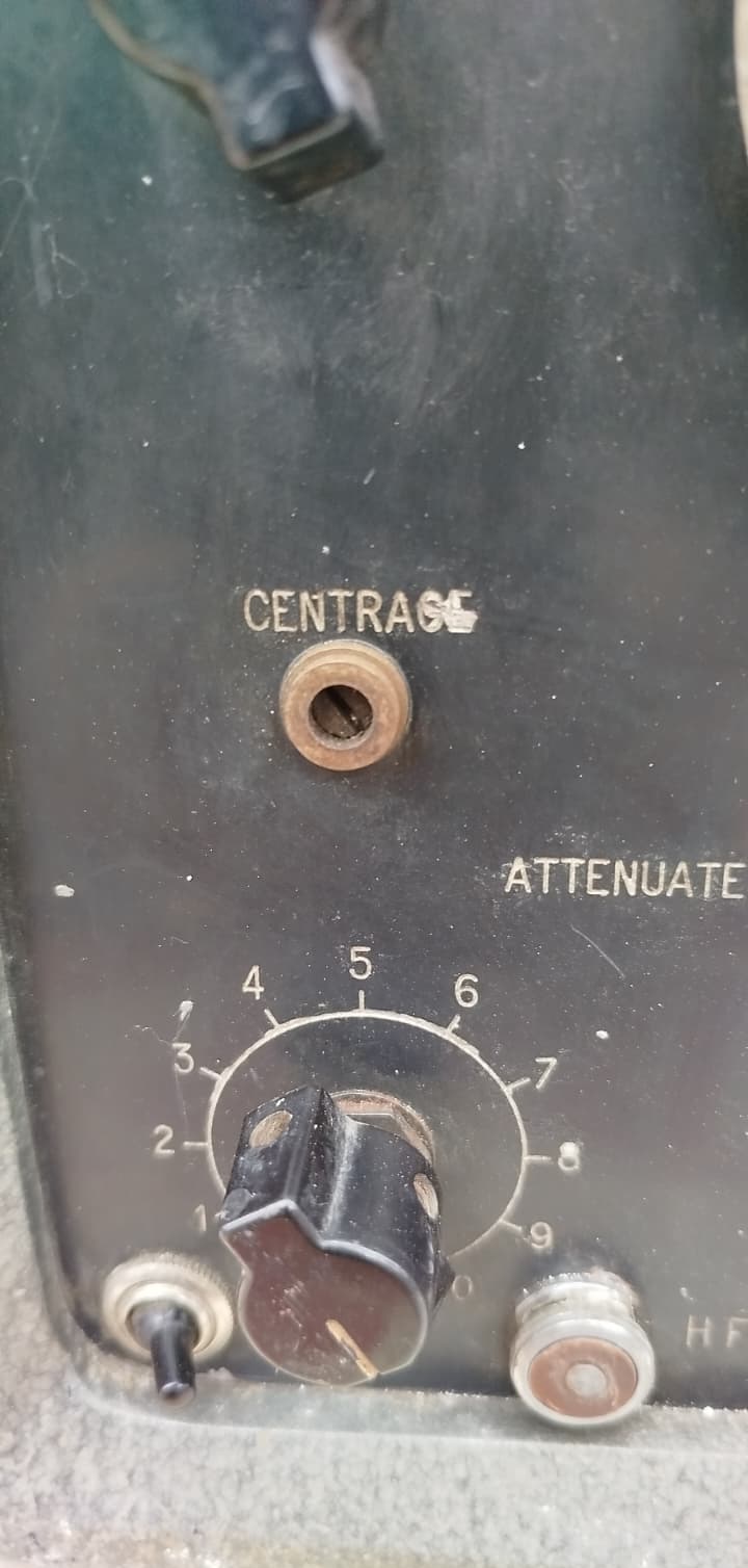 1950 VOBULOSCOPE MODELE 102 B AUDIOLA VINTAGE FRANSIZ LAMALI TEST CİHAZI ANTİKA SİNYAL ÜRETECİ