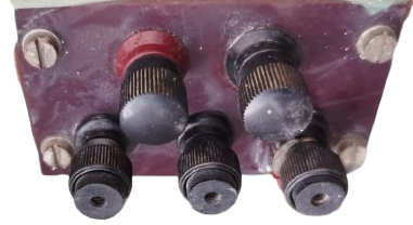 2. DUNYA SAVASI USA ASKERİ TİP SAHA VOLTAJ REGÜLATÖRÜ VE TEST CİHAZI REOSTATLI GÜÇ ÜNİTESİ