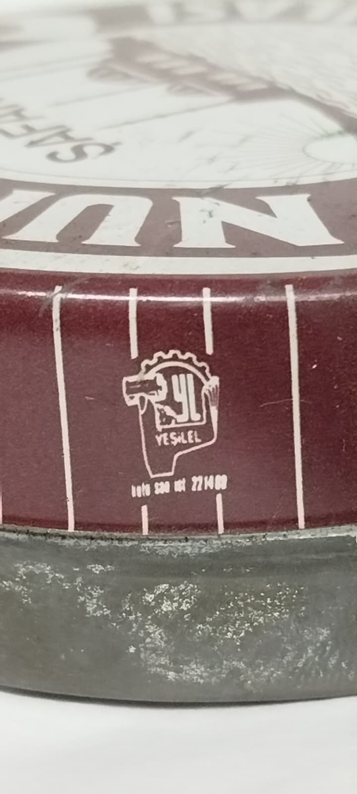  TARİHLİ NURİ LEFLEF ŞAFAK MARKA NO 35 ANTİKA  BORDO RENK BASKILI TENEKE KUTULU KUNDURA AYAKKABI CİLASI