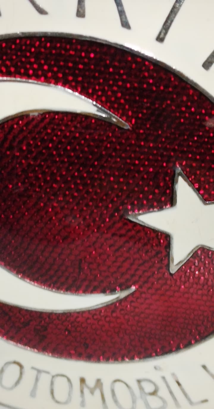 ANTİKA TÜRKİYE TURİNG VE OTOMOBİL KURUMU MİNELİ METAL ARAÇ PANJUR ARMASI AMBLEMİ