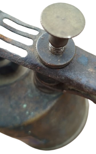 1930 İSVEÇ YAPIMI ANTİKA OPTIMUS 431 PİRİNÇ PÜRMÜZ GAZYAĞI PARAFİN İLE ÇALIŞAN KOLEKSİYONLUK NADİR PARÇA PURMUZ