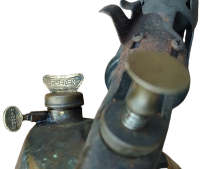 1930 İSVEÇ YAPIMI ANTİKA OPTIMUS 431 PİRİNÇ PÜRMÜZ GAZYAĞI PARAFİN İLE ÇALIŞAN KOLEKSİYONLUK NADİR PARÇA PURMUZ