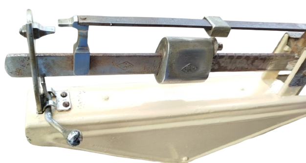 MAH LOGOLU ANTİKA HASSAS TERAZİ TARTI MEKANIK ECZANE TİPİ KOLEKSİYONLUK KİLO VE BOY OLCUM ALETİ