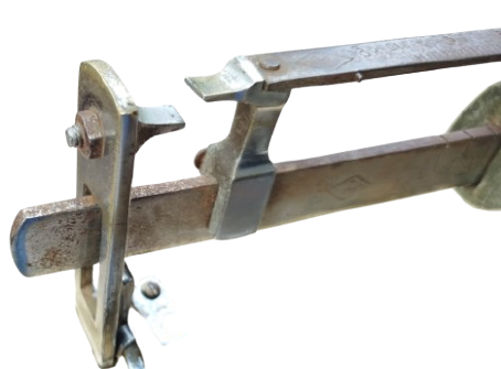 MAH LOGOLU ANTİKA HASSAS TERAZİ TARTI MEKANIK ECZANE TİPİ KOLEKSİYONLUK KİLO VE BOY OLCUM ALETİ