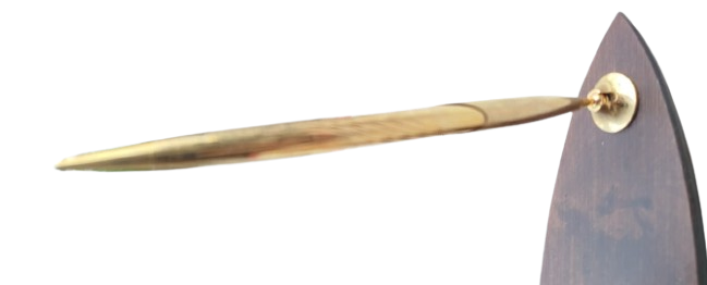  1990 NOVARTİS FORADİL LOGOLU AHŞAP YELKEN TASARIMLI MASAÜSTÜ SAAT VE KALEM SETİ