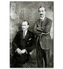 MUSTAFA KEMAL ATATÜRK VE İSMET İNÖNÜ SİYAH BEYAZ YAĞLI BOYA GURCU RESAM İMZALI WEİNBER FOTOĞRAFLARINDAN