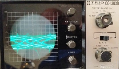 1970 TRIO CO-1303D VİNTAGE JAPON OSCILLOSCOPE ELEKTRONİK ÖLÇÜM CİHAZI SORUNSUZ ÇALIŞIR DURUMDA