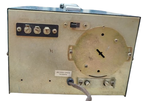 1970 TRIO CO-1303D VİNTAGE JAPON OSCILLOSCOPE ELEKTRONİK ÖLÇÜM CİHAZI SORUNSUZ ÇALIŞIR DURUMDA