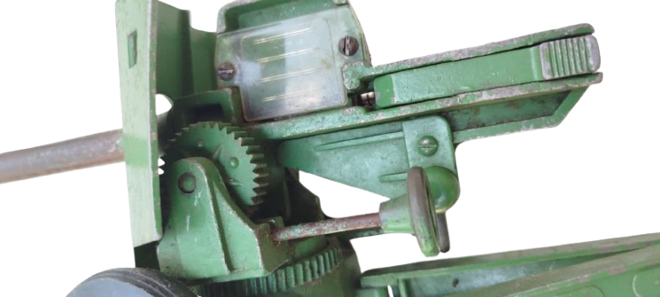 1950 SSCB ANTİKA SOVYET RUS YAPIMI ASKERİ EĞİTİM VE OYUN AMAÇLI METAL TOP MAKETİ