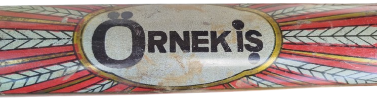1960 MEKANİK EL İLE CALISAN ÖRNEK İŞ MARKA ANTİKA LİTOGRAFİ TENEKE SİNEK VE BÖCEK İLAÇLAMA FİLİT POMPASI